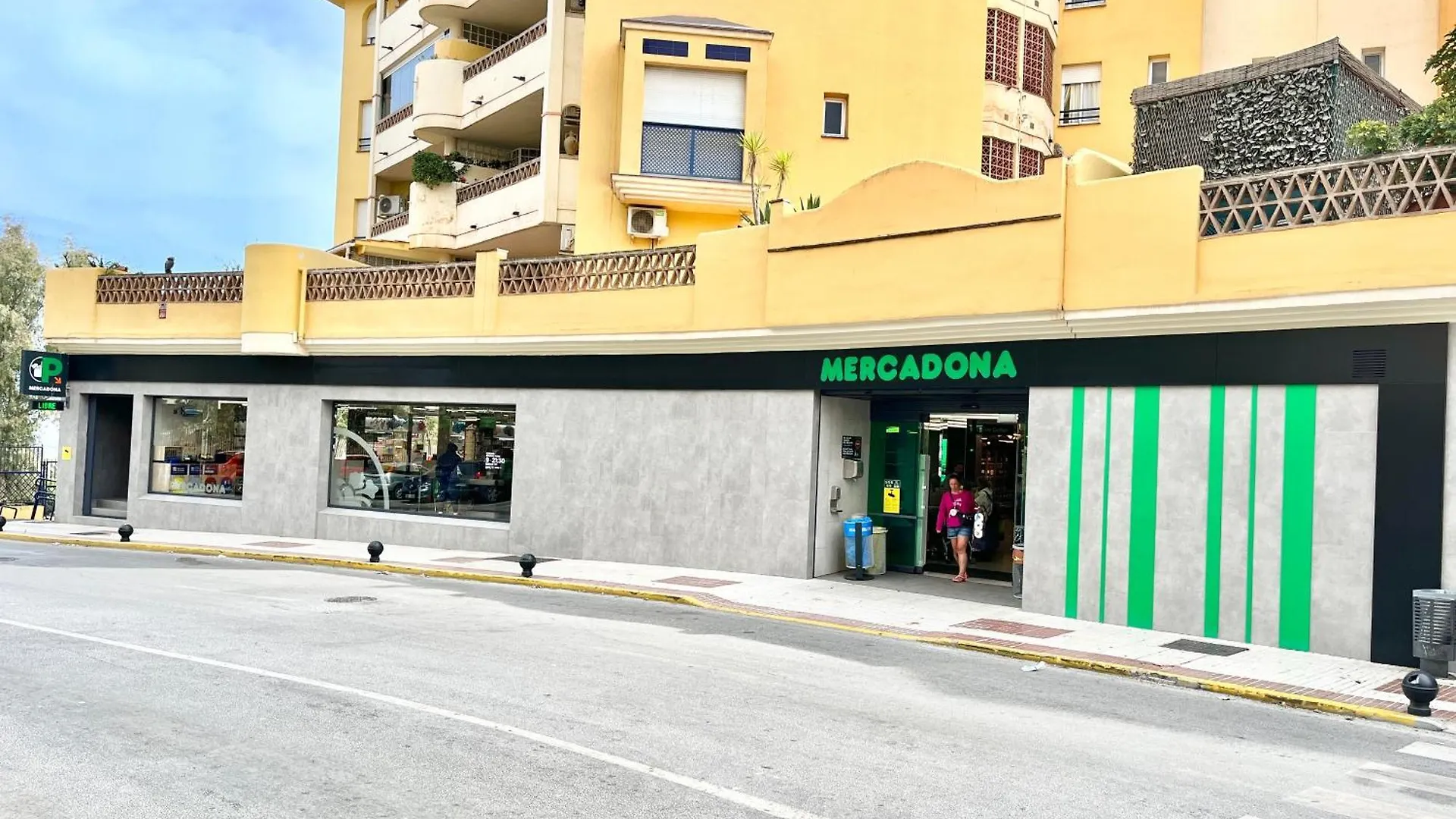 Apartment Cozy Central Studio Near The Beach Benalmadena Spain