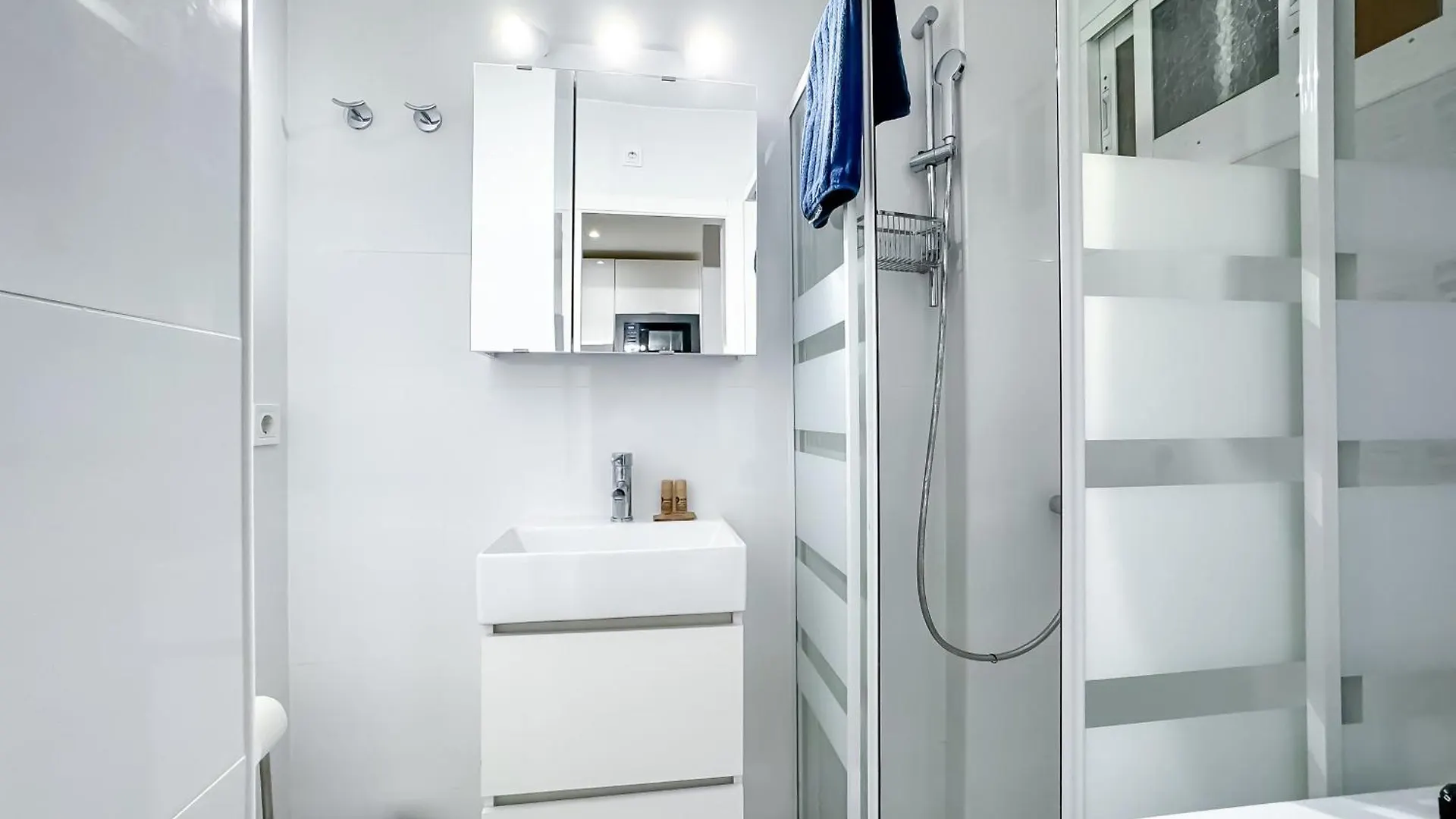 Apartment Cozy Central Studio Near The Beach Benalmadena Spain